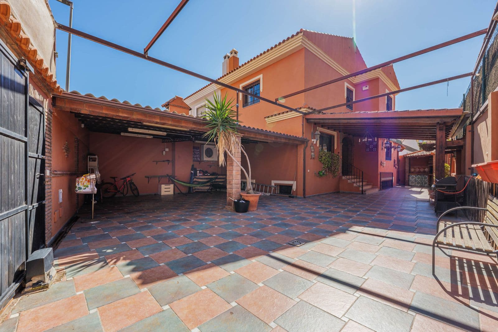 Semi-Detached House in Puerto de la Torre, Puerto de la Torre