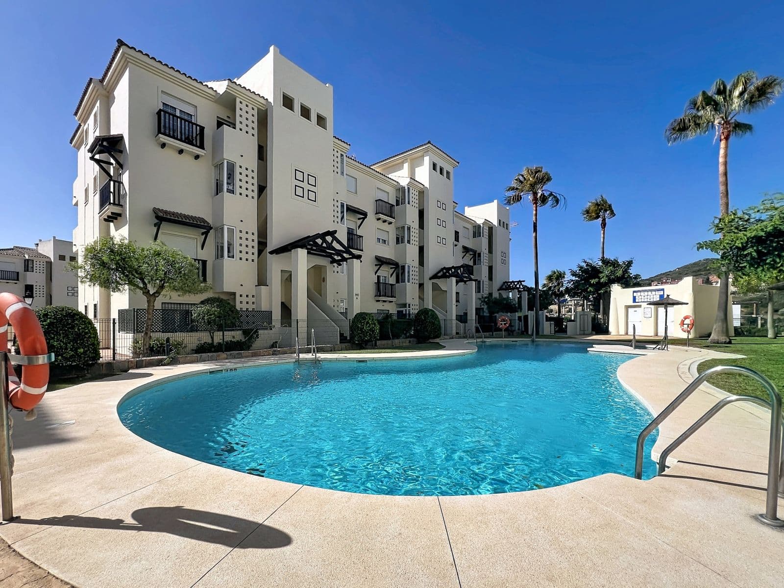 Middle Floor Apartment in San Luis de Sabinillas, Manilva