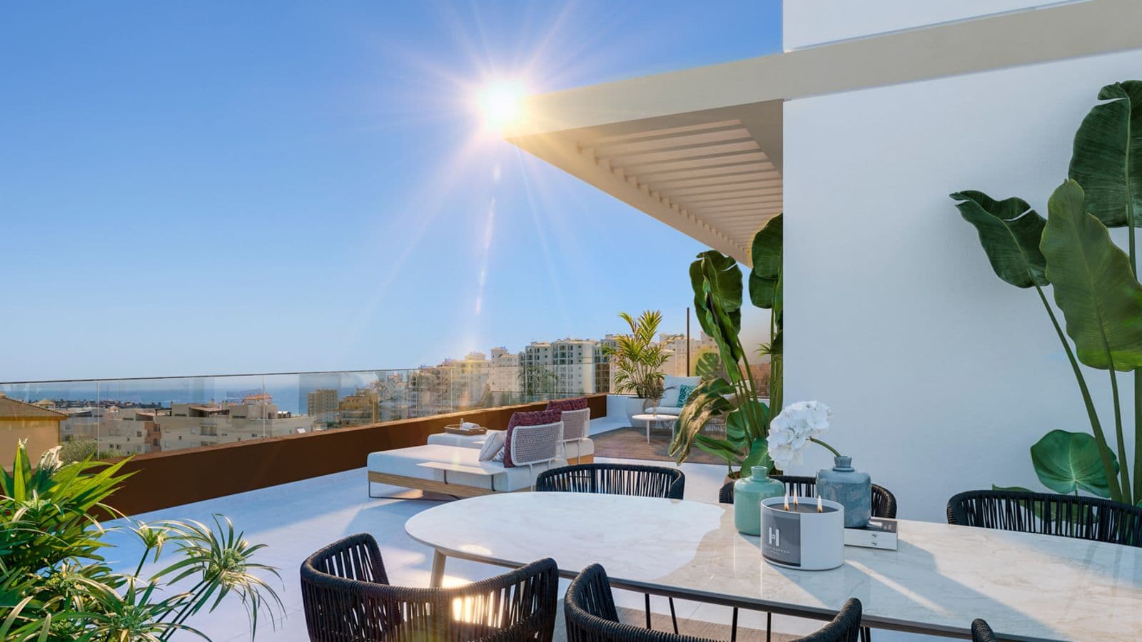 Top Floor Apartment in Estepona, Estepona