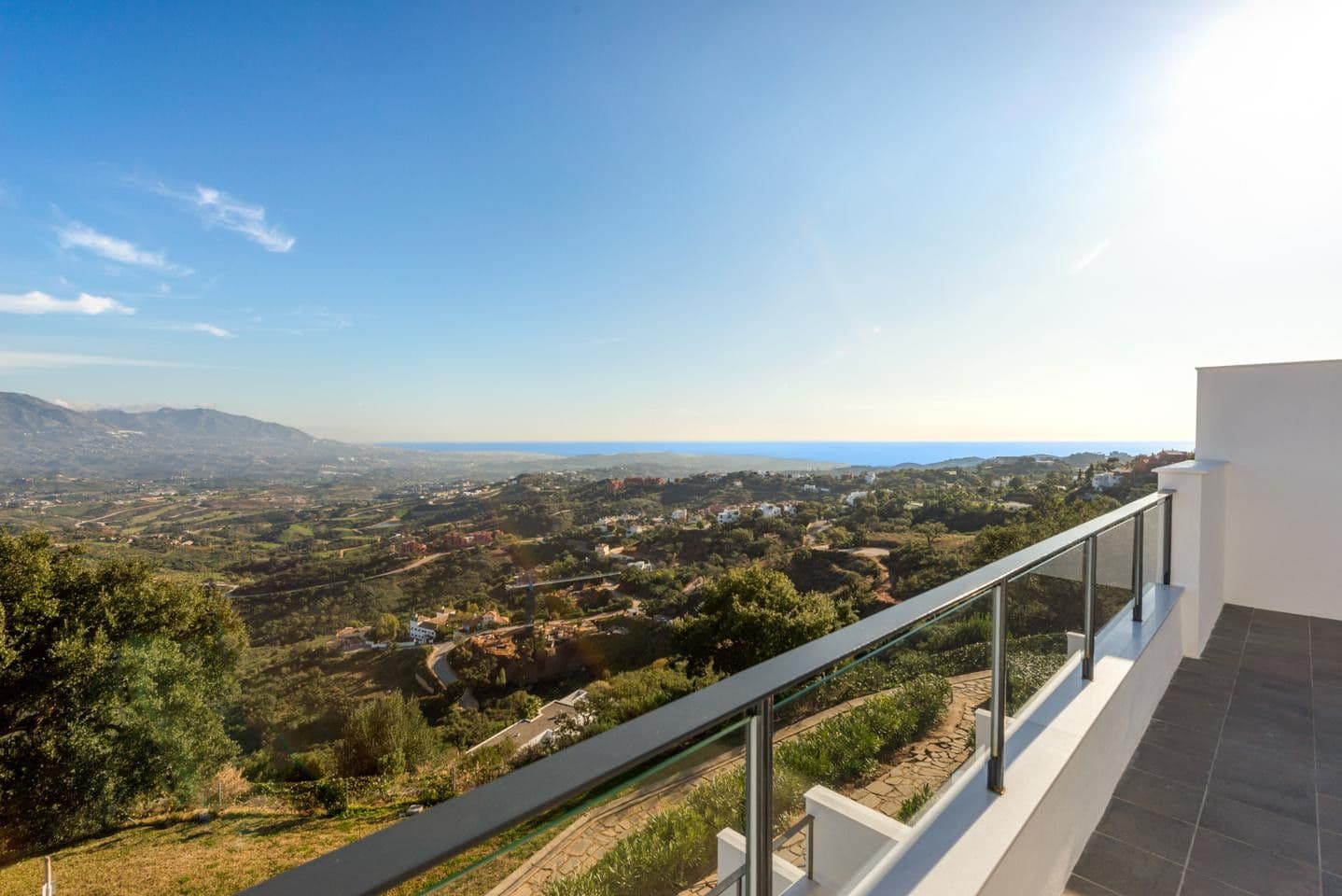 Semi-Detached House in La Mairena, Marbella East