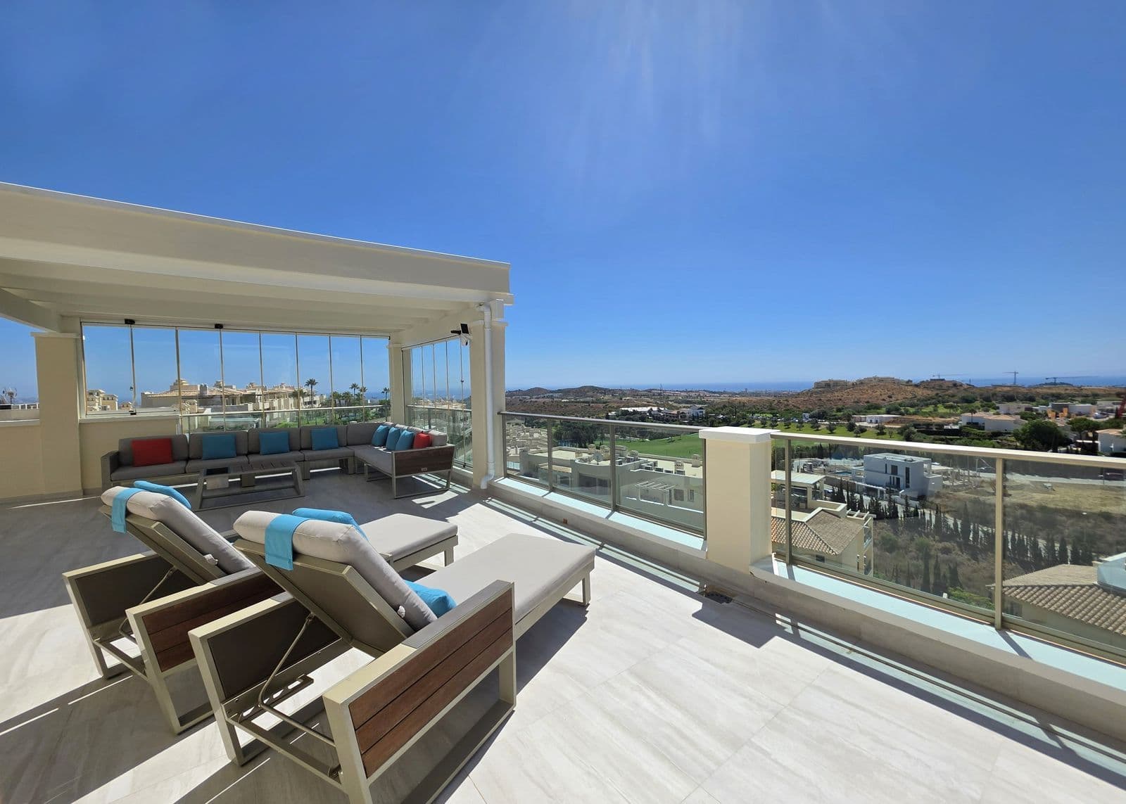 Penthouse in Cerros del Aguila, Mijas