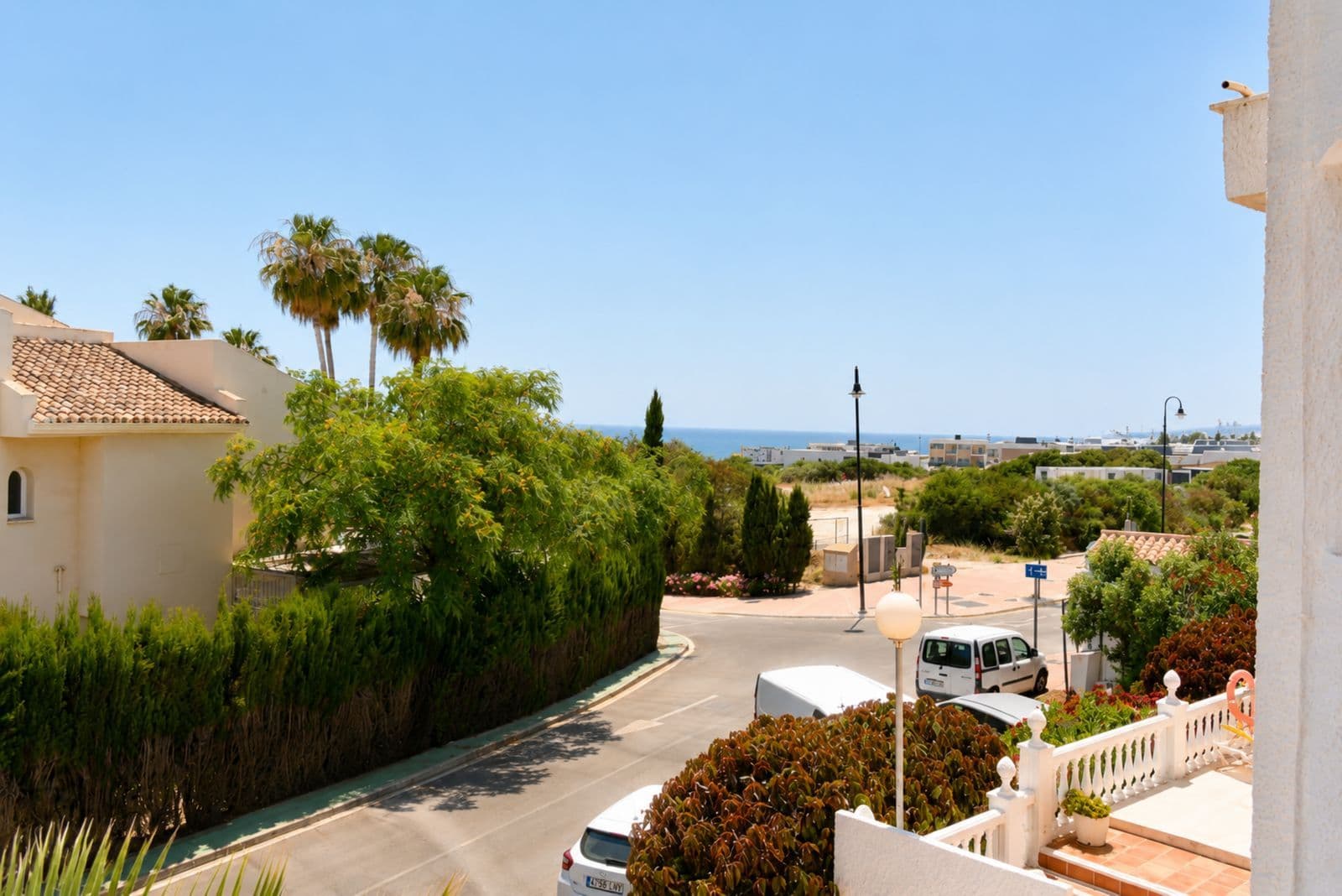 Middle Floor Apartment in El Chaparral, Mijas