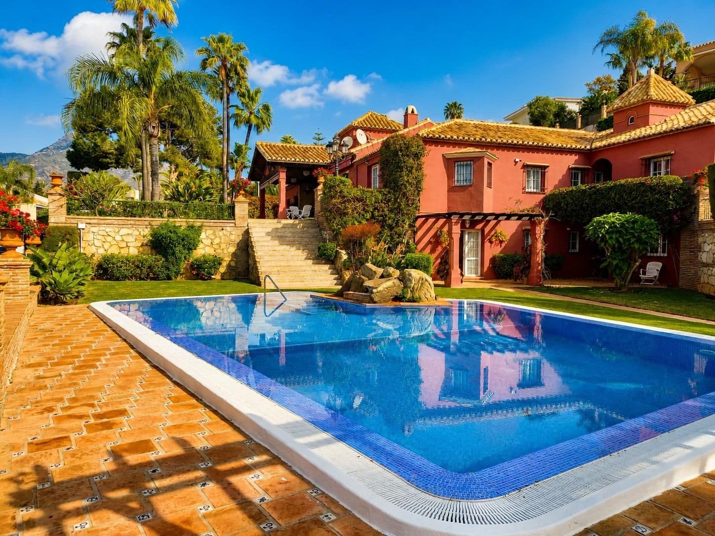 Detached Villa in Torrequebrada, Benalmádena
