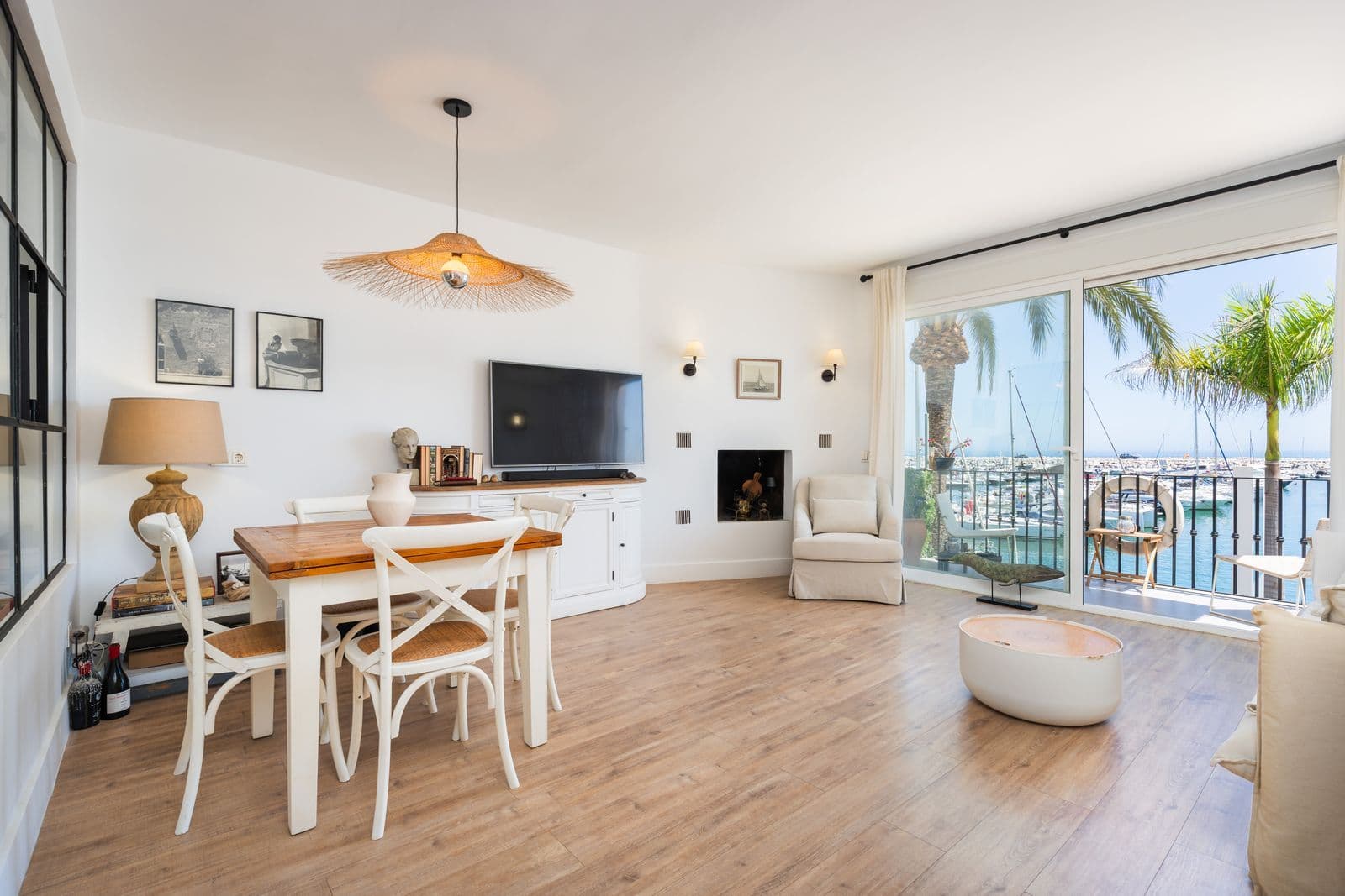 Middle Floor Apartment in Puerto Banús, Marbella