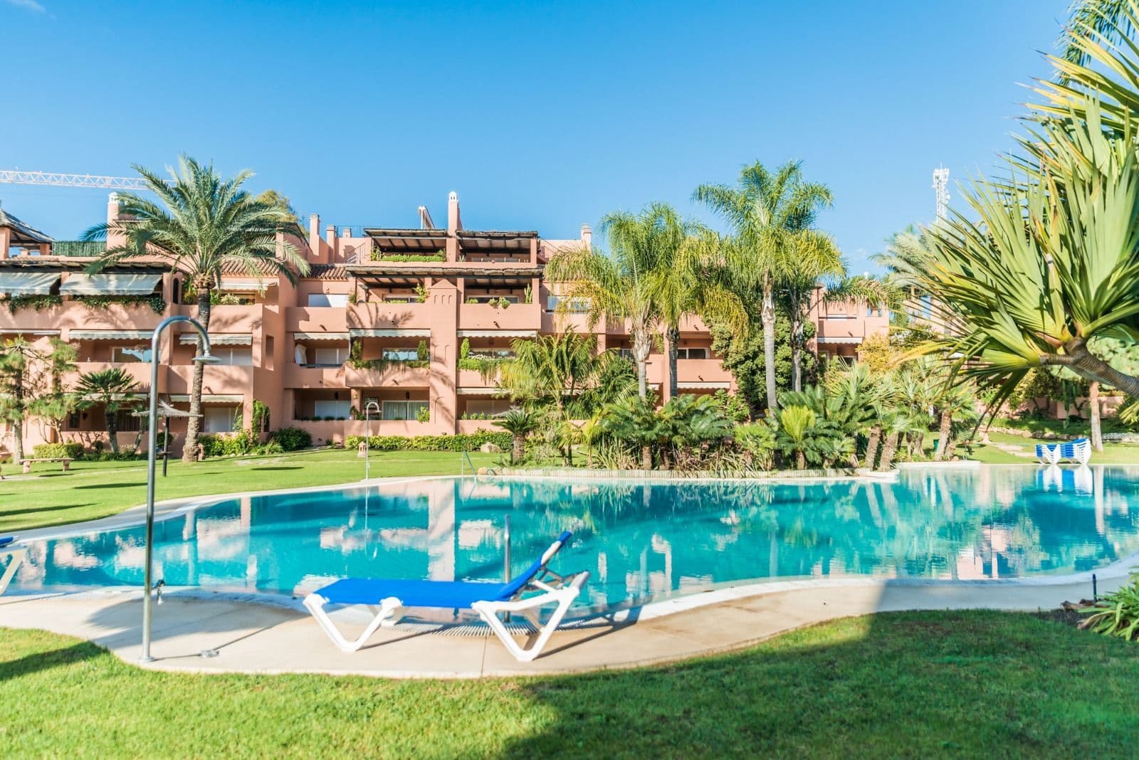 Middle Floor Apartment in Guadalmina Baja, Marbella