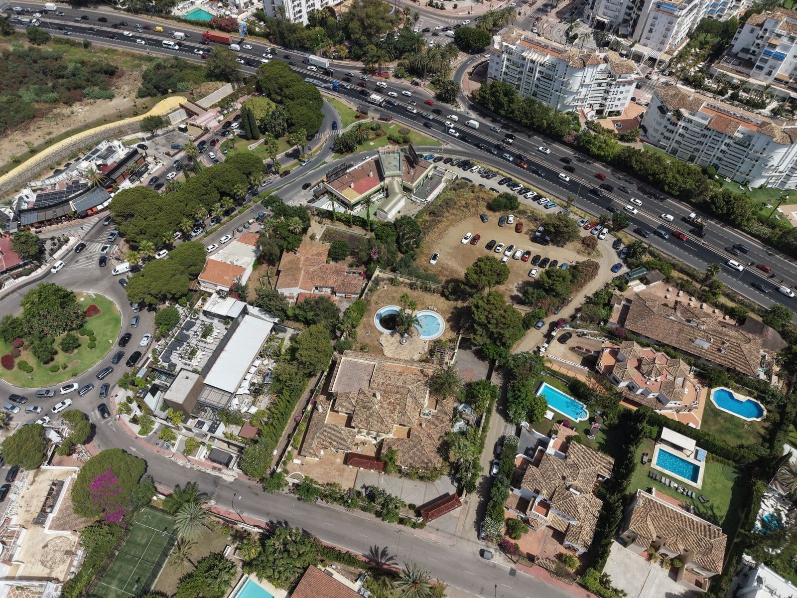 Commercial Premises in Nueva Andalucía, Nueva Andalucía