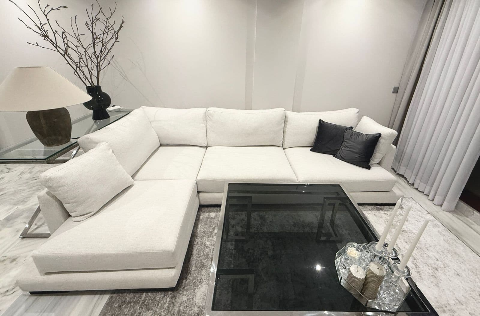 Middle Floor Apartment in Selwo, Estepona