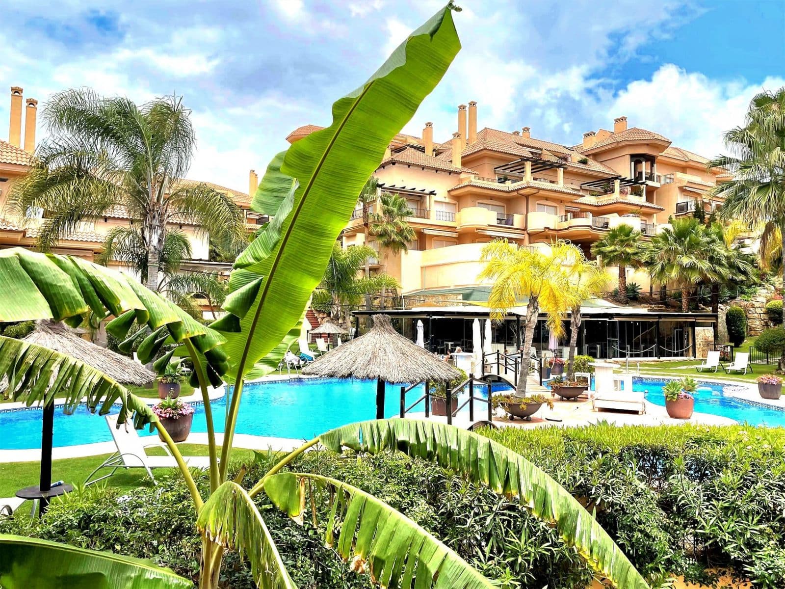 Middle Floor Apartment in Nueva Andalucía, Nueva Andalucía