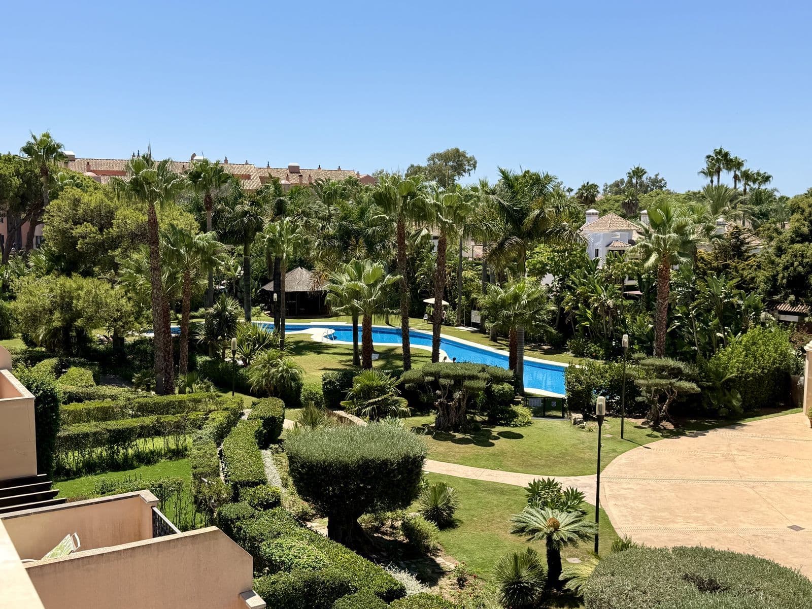 Top Floor Apartment in Puerto Banús, Marbella