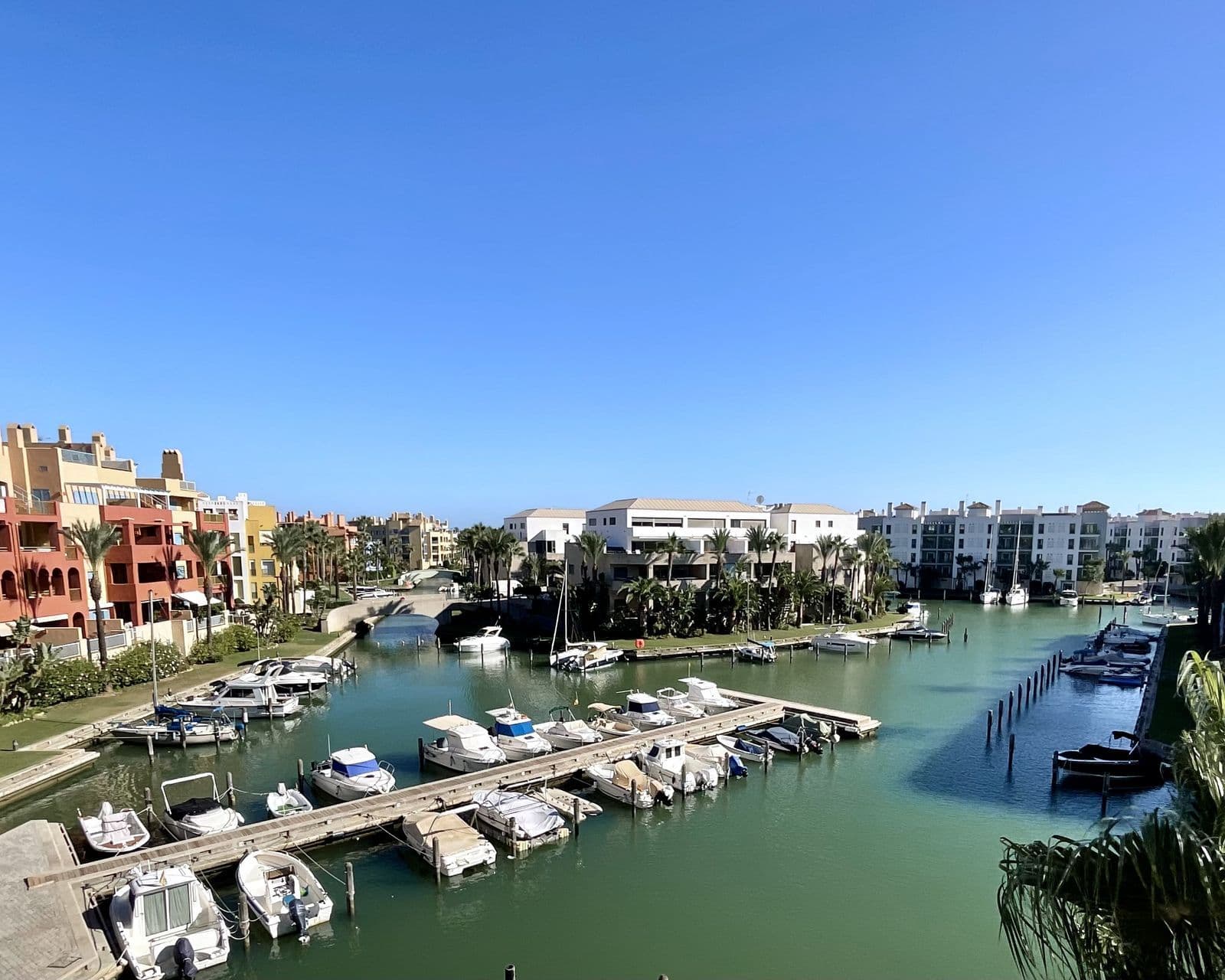 Middle Floor Apartment in Sotogrande, Sotogrande