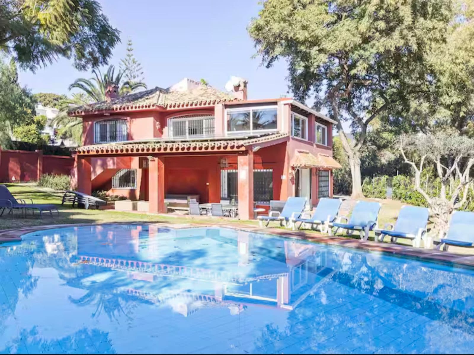 Detached Villa in Elviria, Marbella East