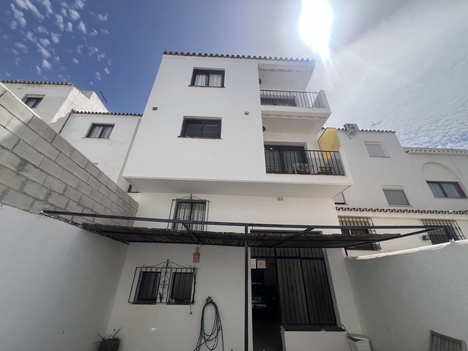 Semi-Detached House in Estepona, Estepona