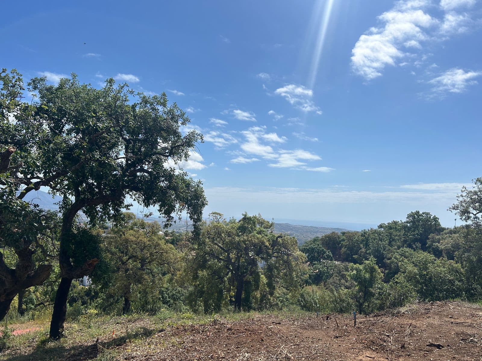 Residential Plot in La Mairena, Marbella East
