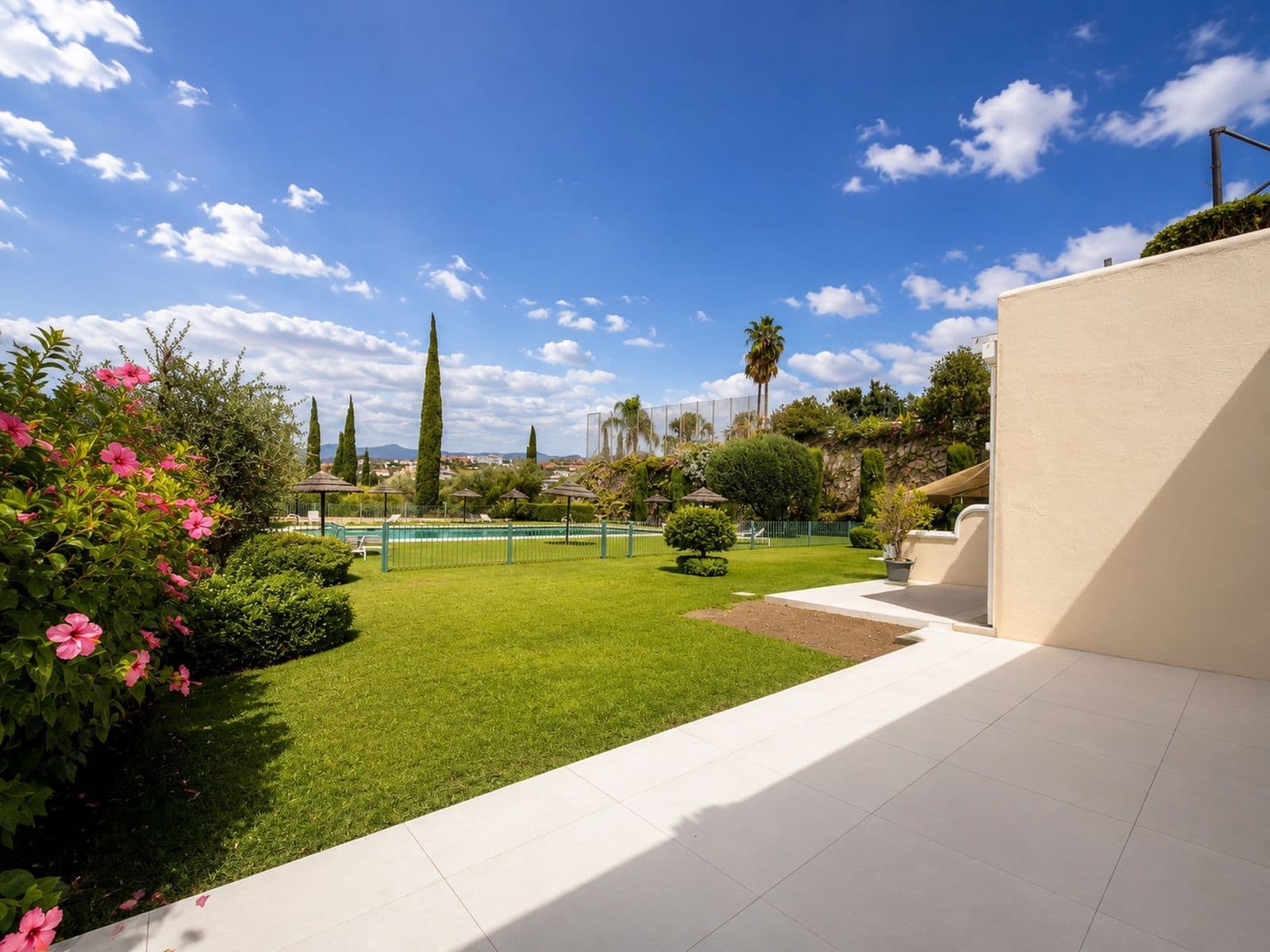 Ground Floor Apartment in Los Flamingos, Estepona
