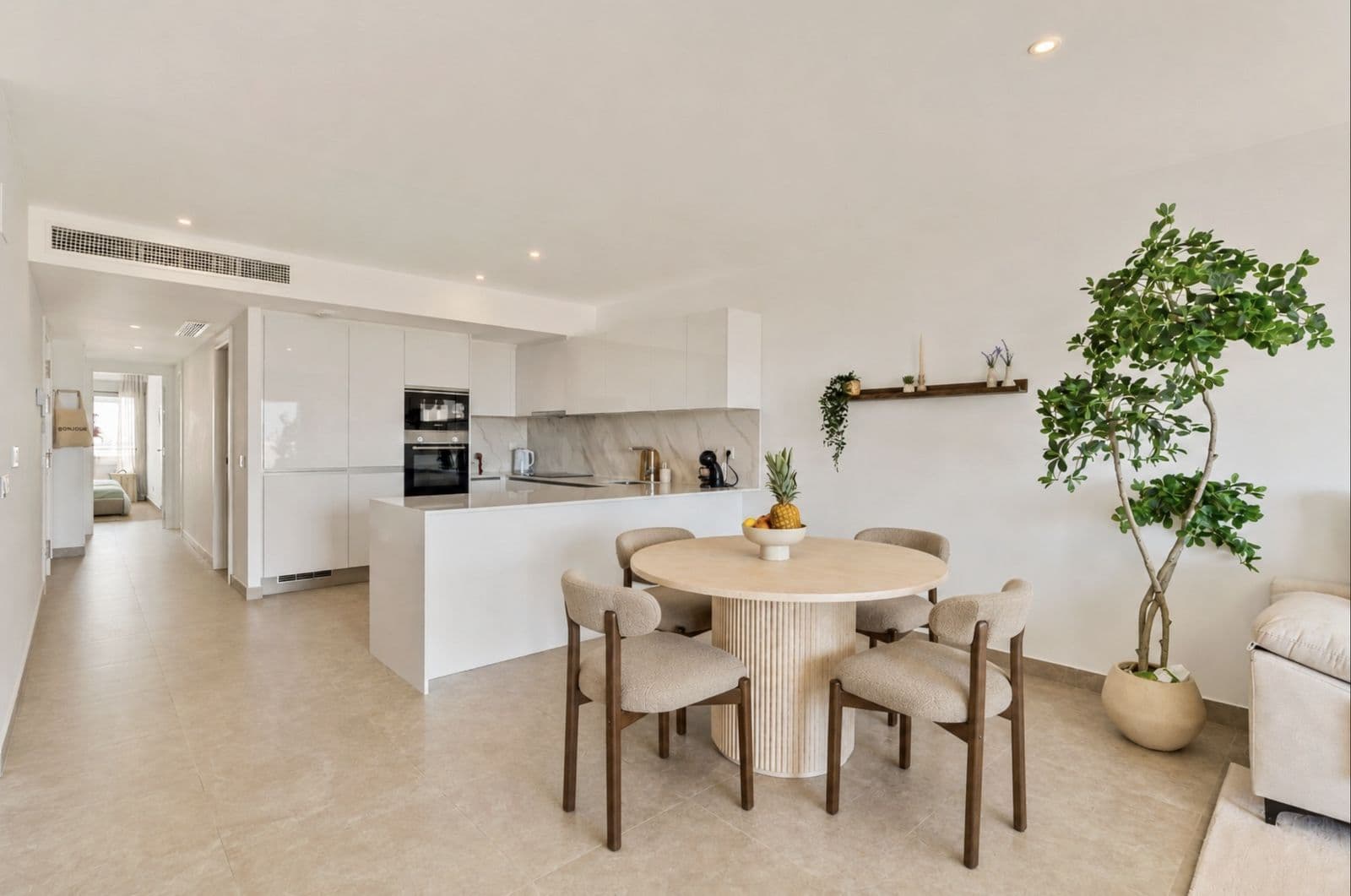 Middle Floor Apartment in Estepona, Estepona