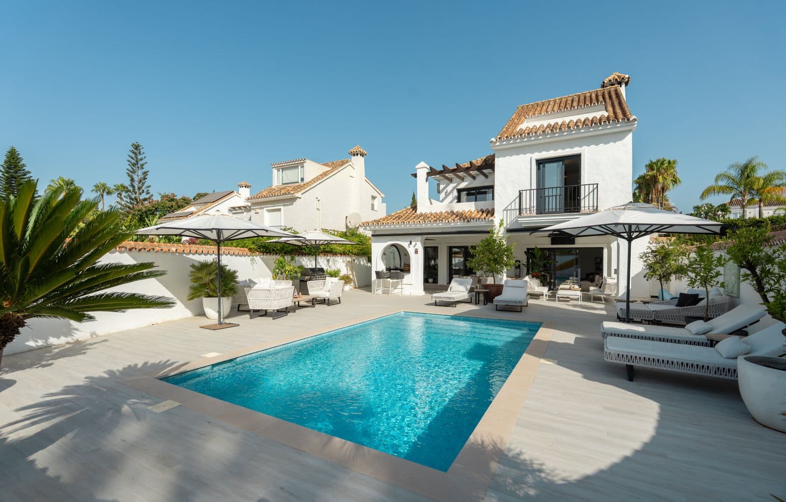 Detached Villa in Nueva Andalucía, Nueva Andalucía