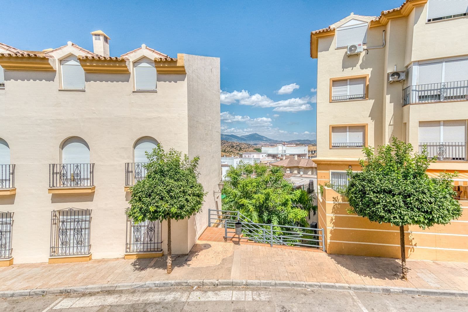Townhouse in Coín, Coín