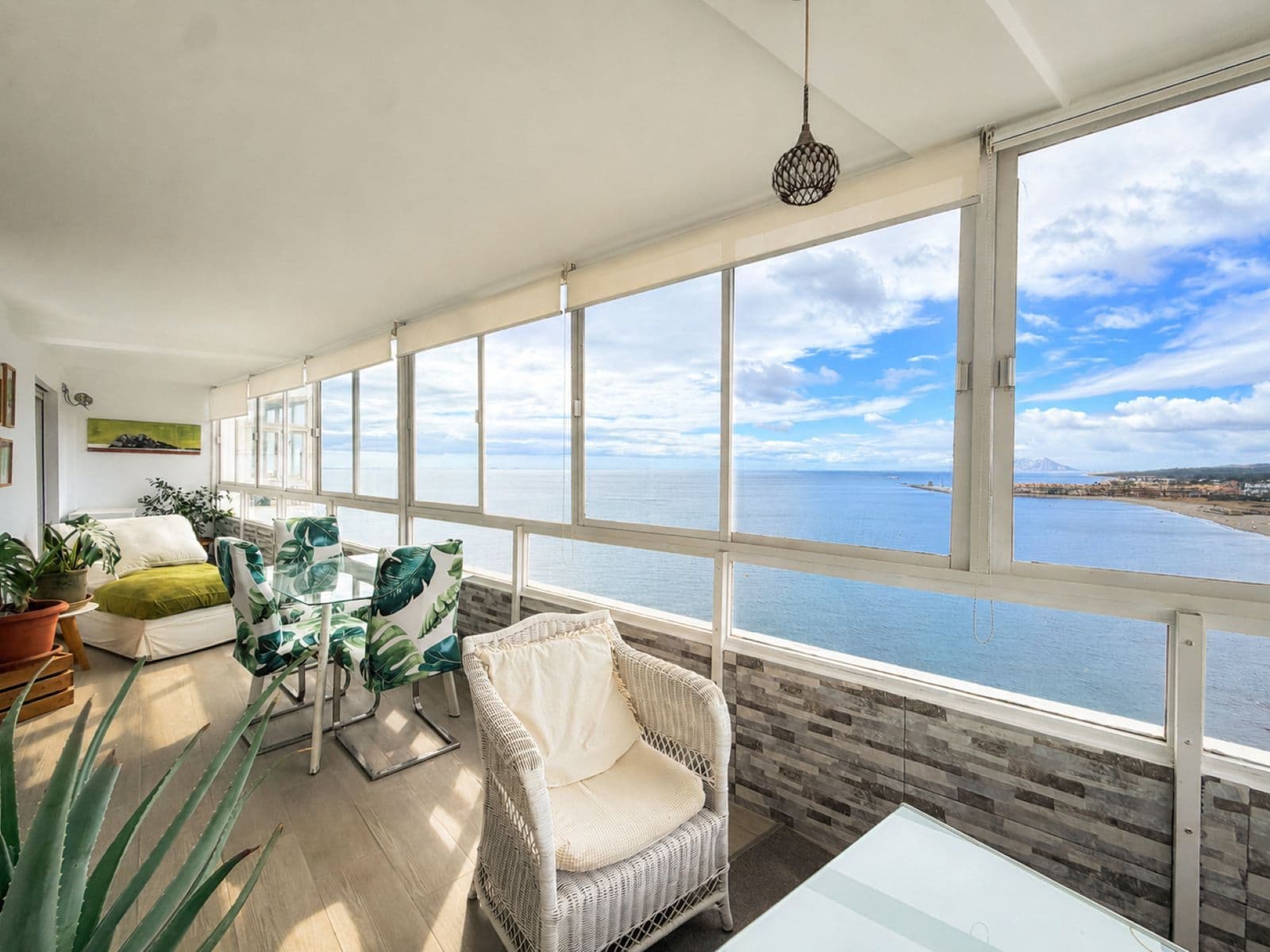 Middle Floor Apartment in Torreguadiaro, San Roque