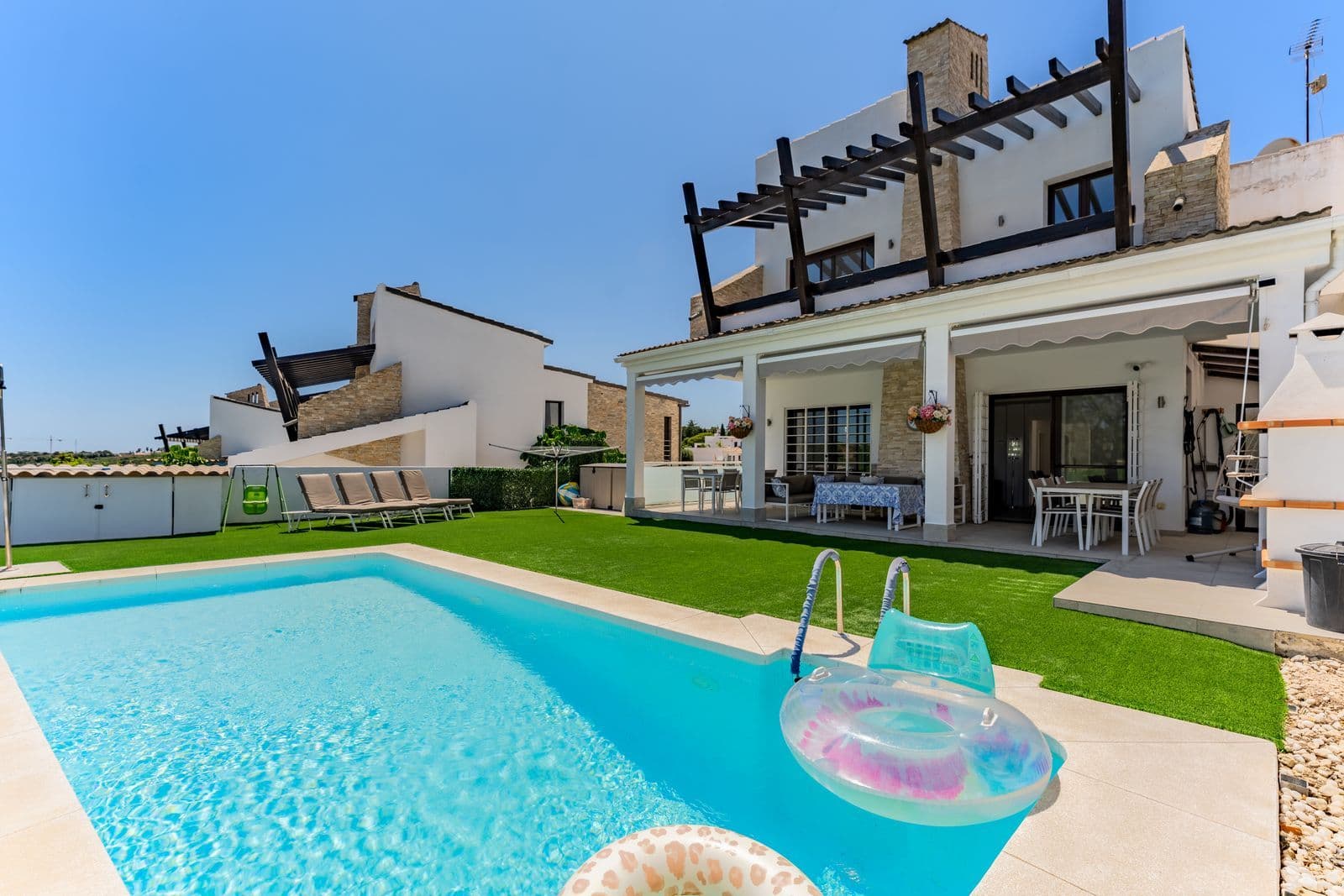 Semi-Detached House in Valle Romano, Estepona