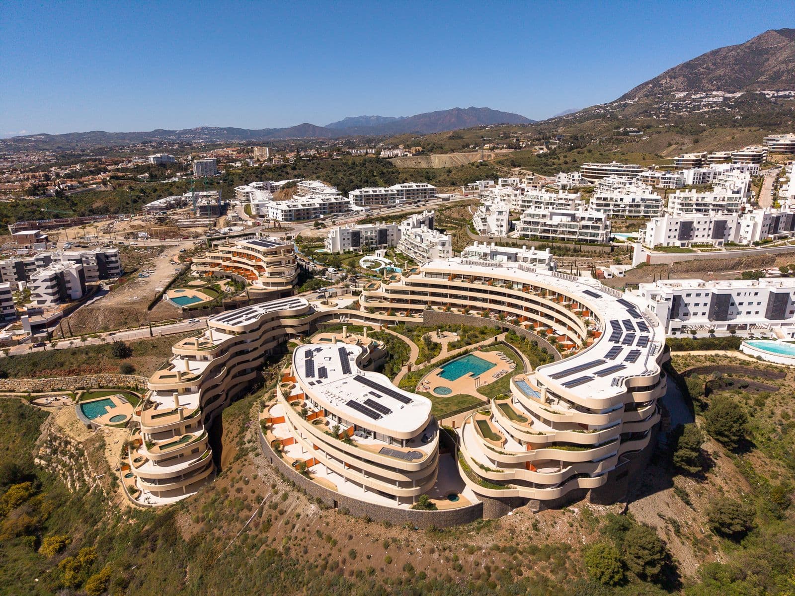 Middle Floor Apartment in Fuengirola, Fuengirola