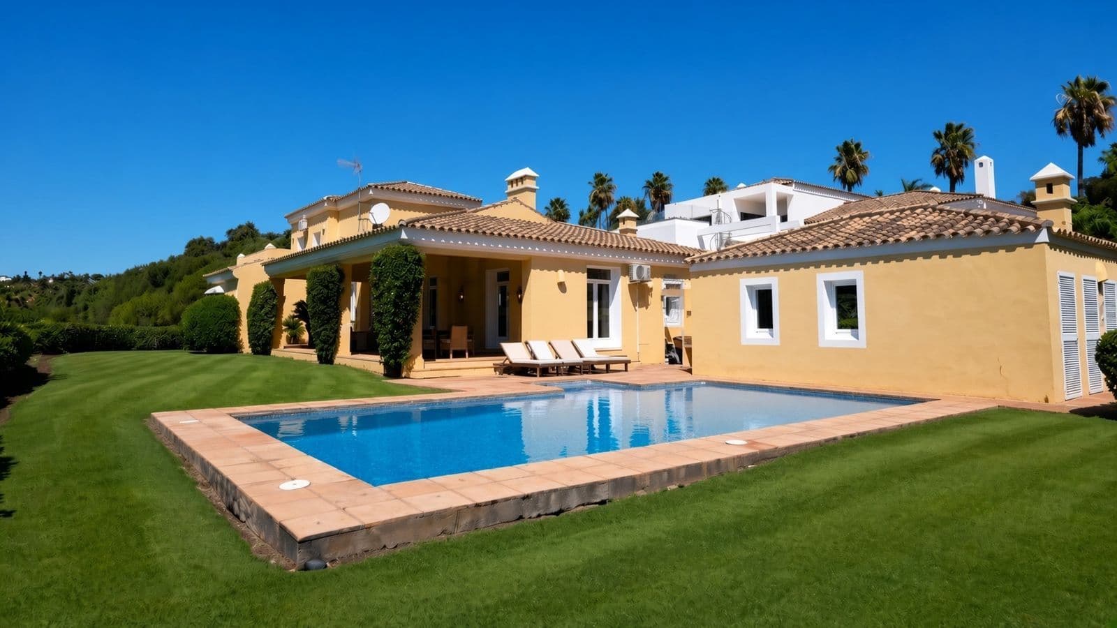 Detached Villa in Sotogrande Costa, Sotogrande