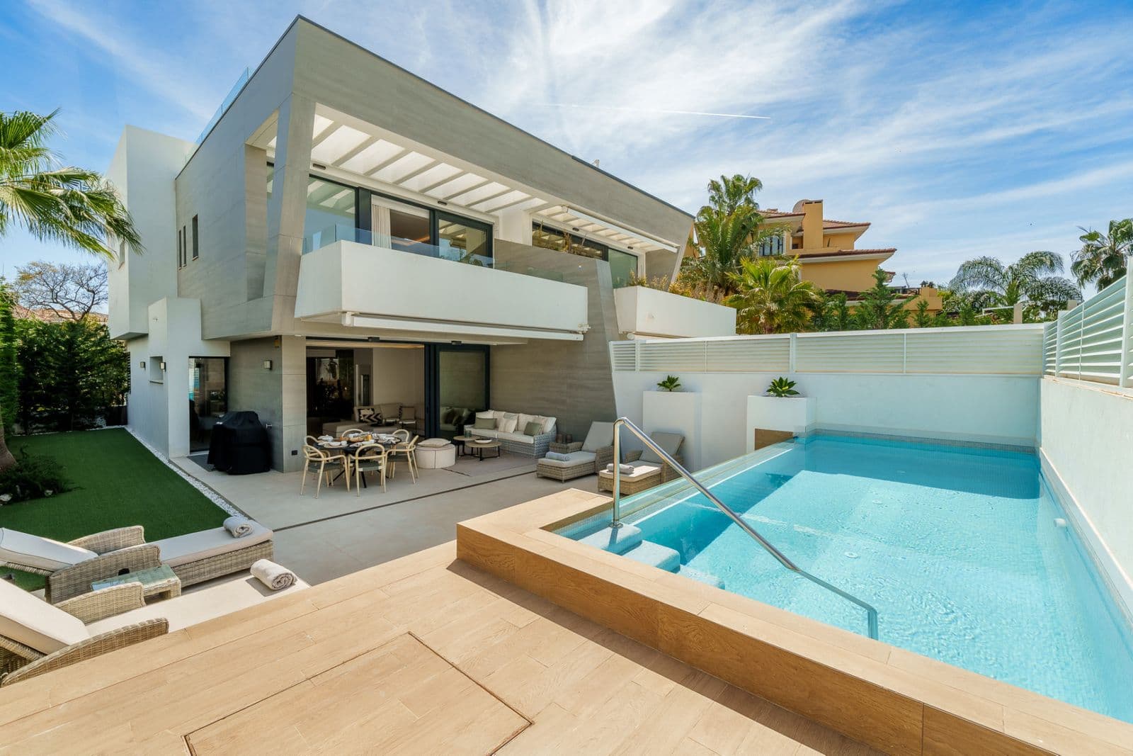Semi-Detached House in Puerto Banús, Marbella