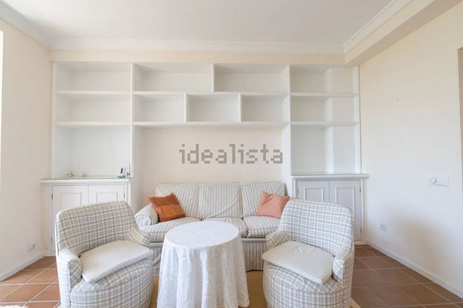 Middle Floor Apartment in Nueva Andalucía, Nueva Andalucía