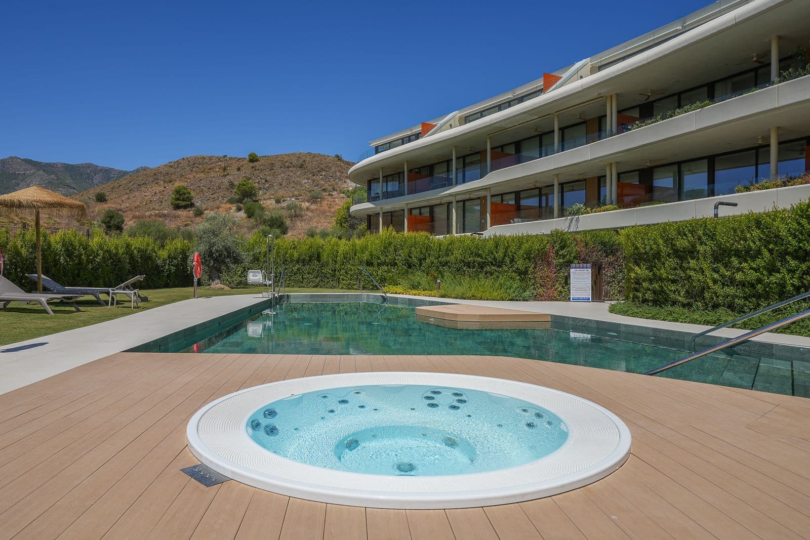 Middle Floor Apartment in Fuengirola, Fuengirola