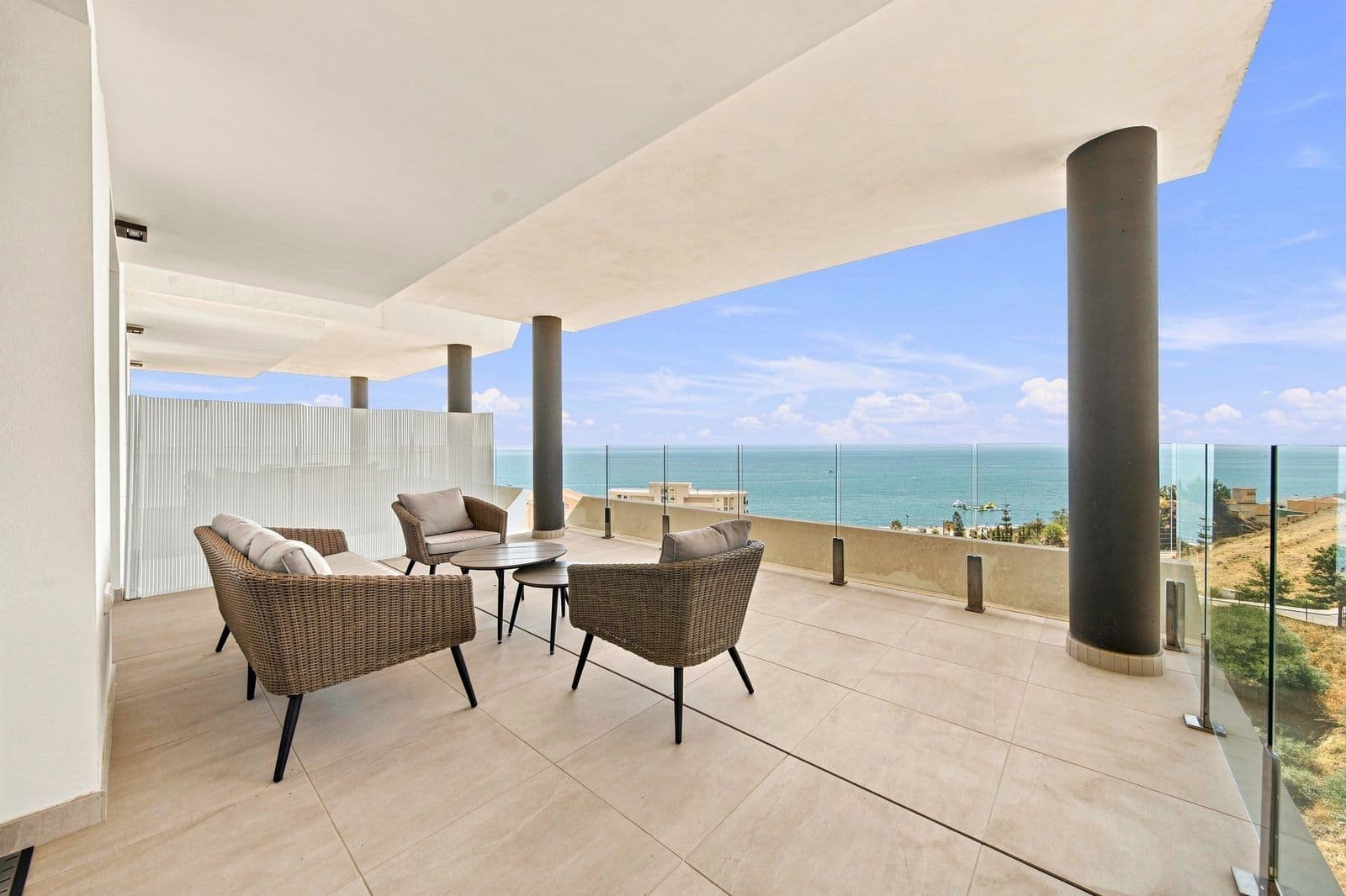 Middle Floor Apartment in Fuengirola, Fuengirola