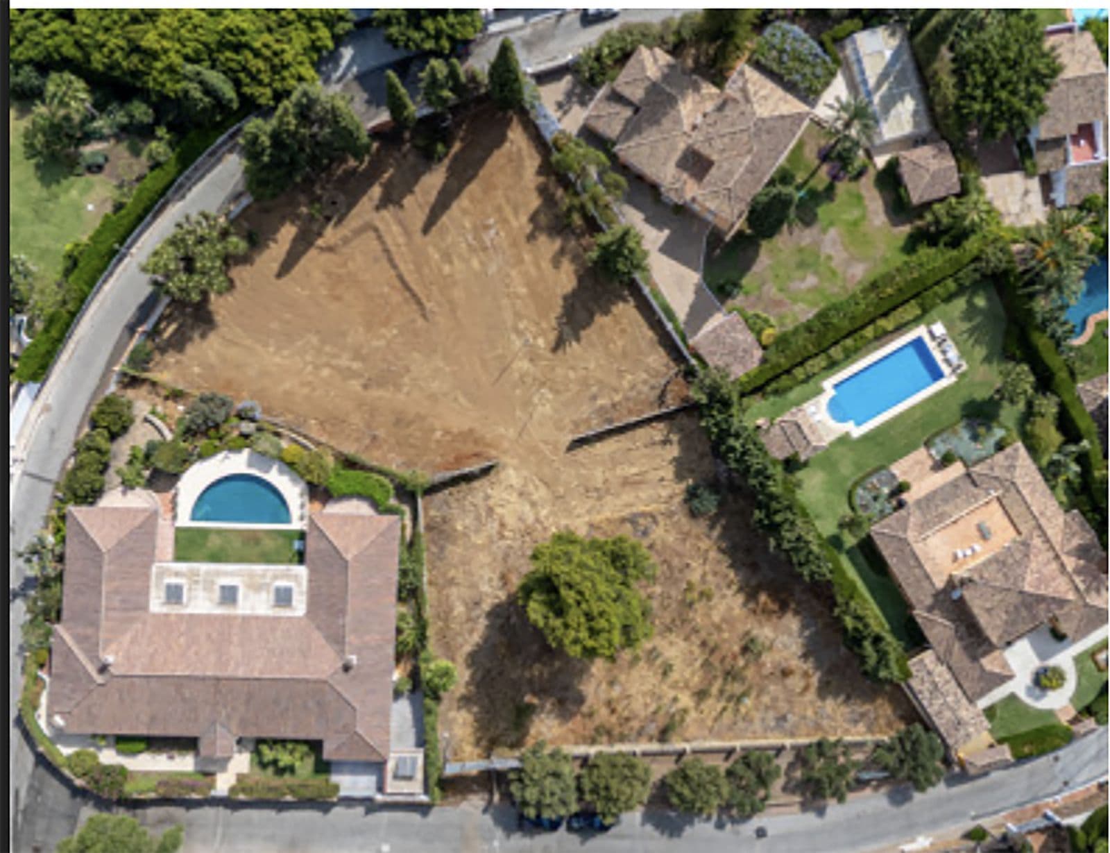 Residential Plot in Nagüeles, Marbella