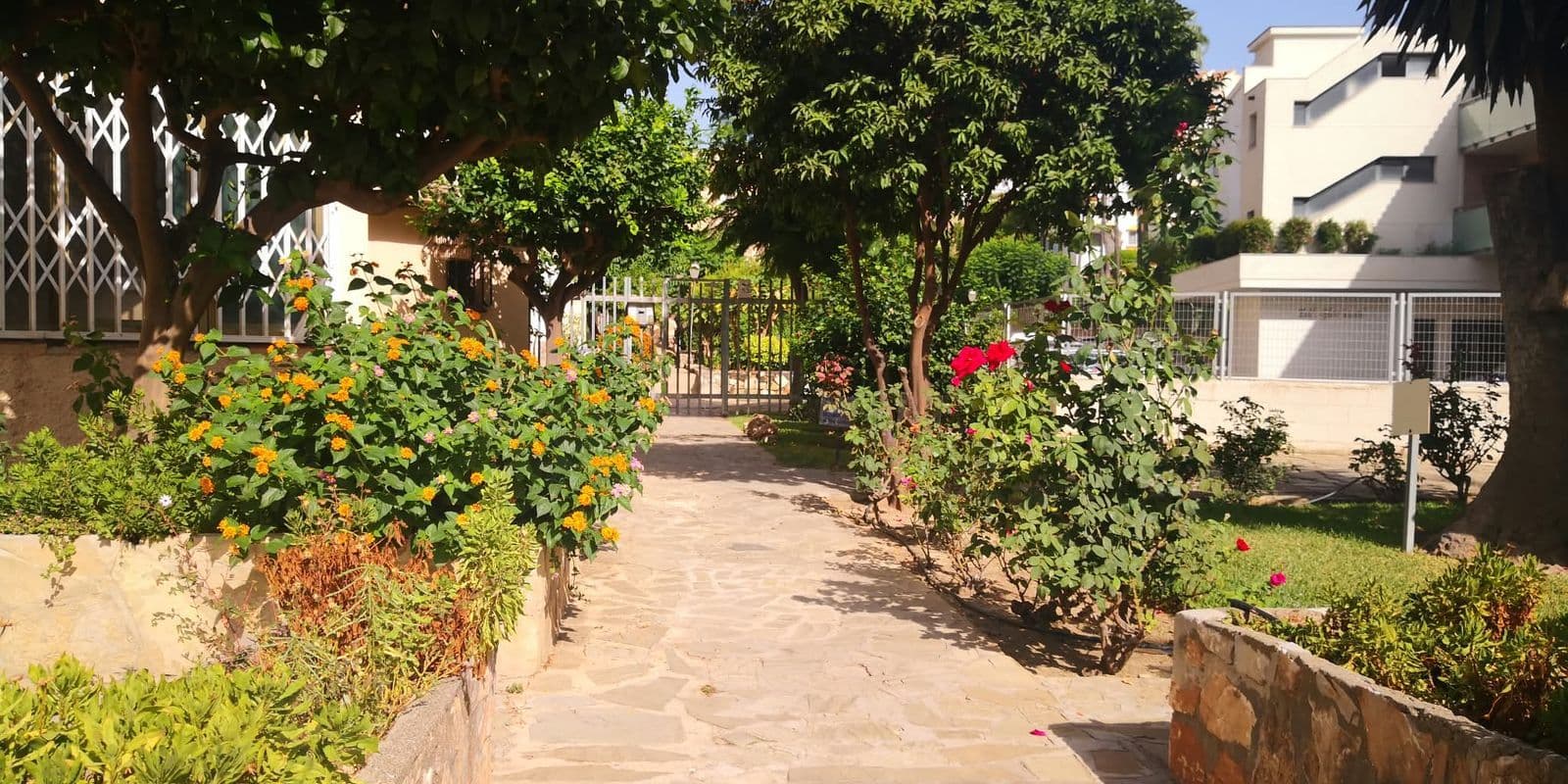 Middle Floor Apartment in Fuengirola, Fuengirola