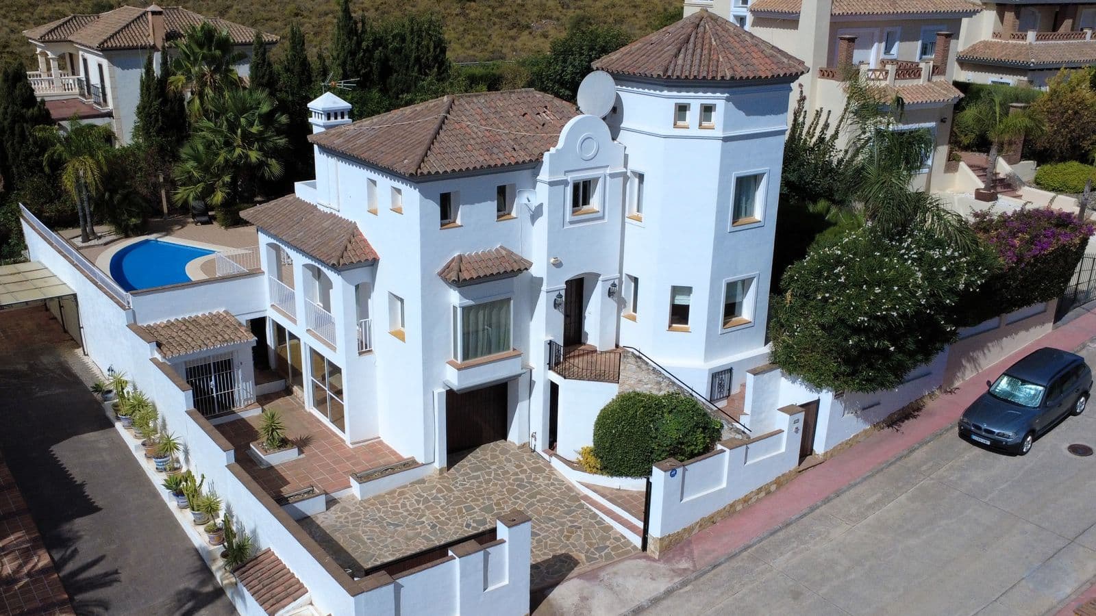 Detached Villa in Coín, Coín