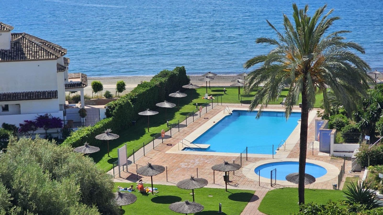 Top Floor Apartment in Estepona, Estepona