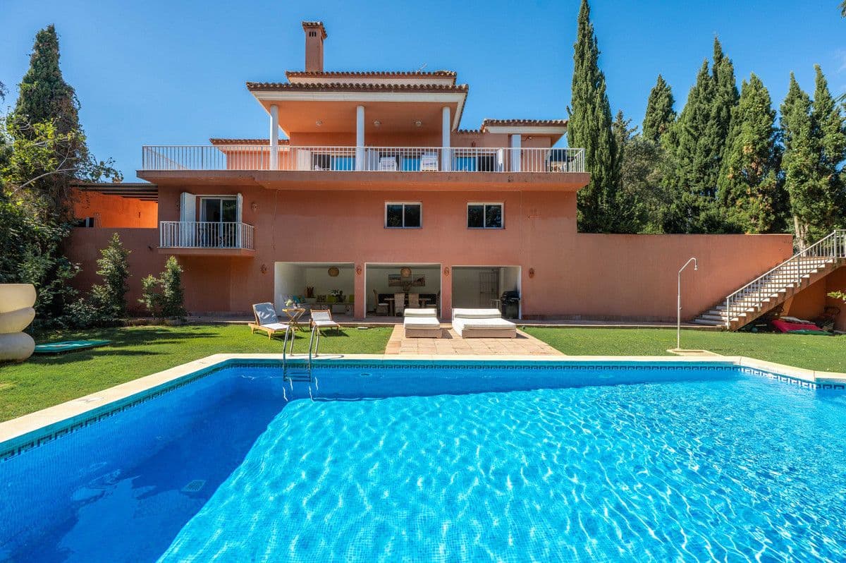 Detached Villa in Sotogrande Costa, Sotogrande