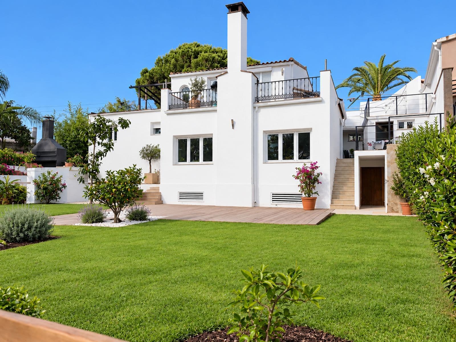 Detached Villa in El Rosario, Marbella East