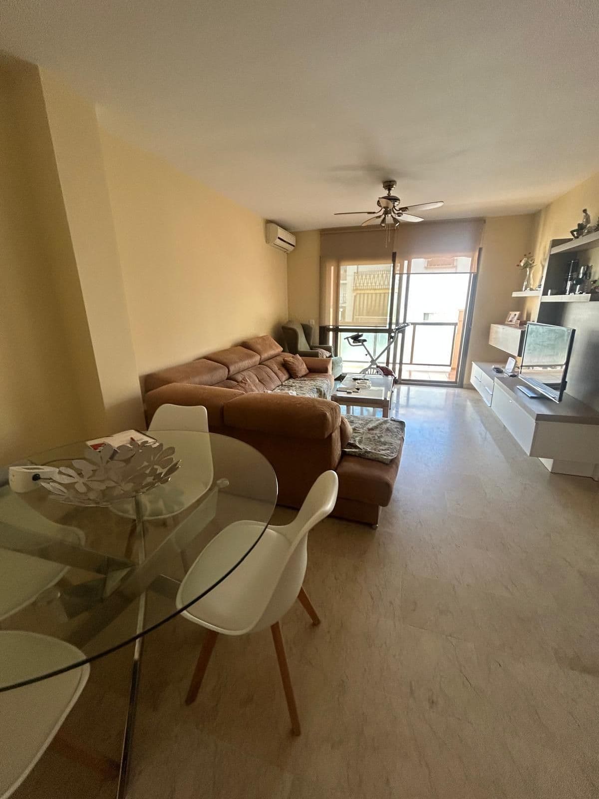 Middle Floor Apartment in Estepona, Estepona