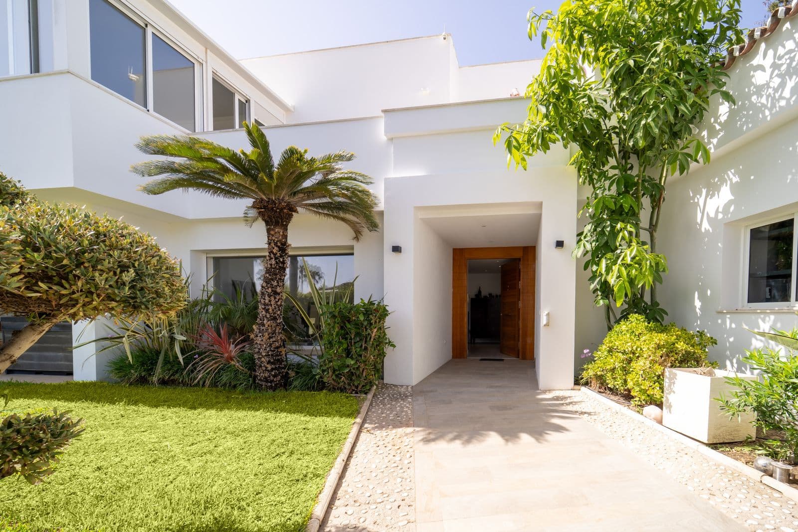 Detached Villa in Marbesa, Marbella East