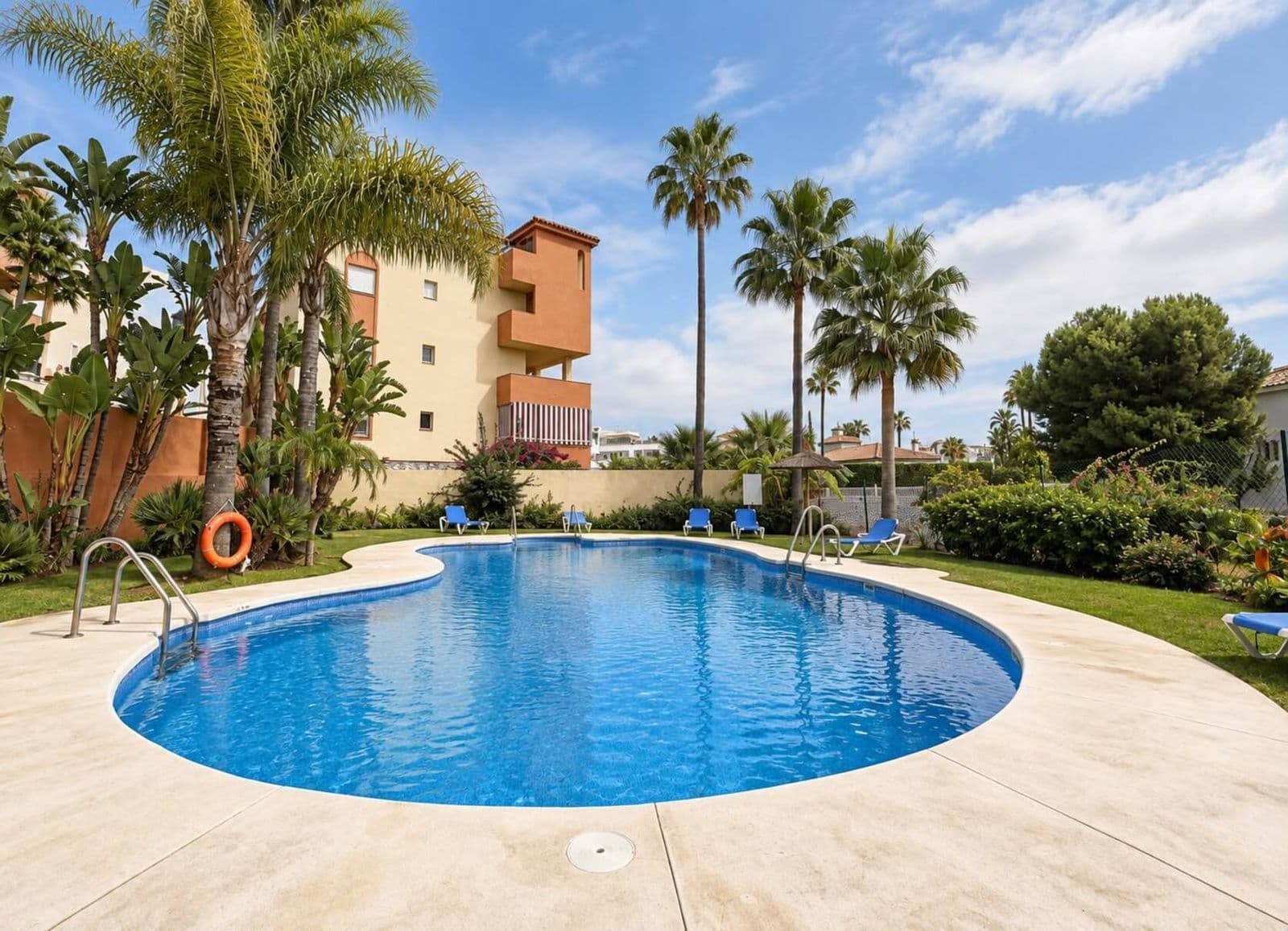 Middle Floor Apartment in Riviera del Sol, Mijas