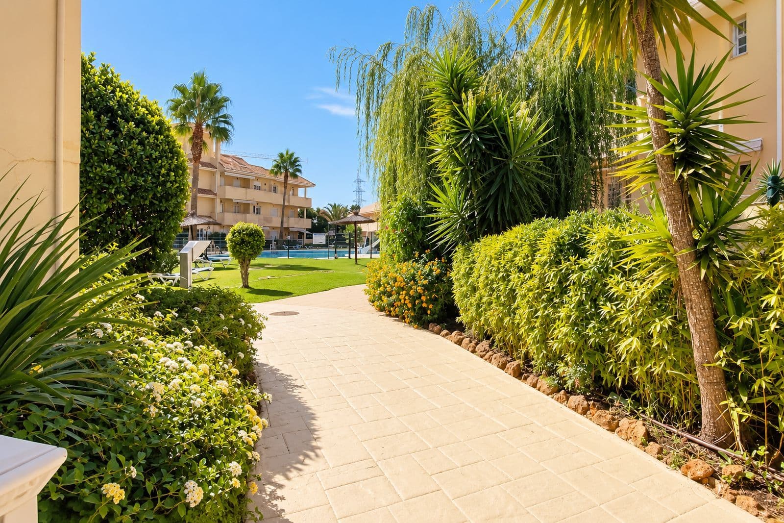 Middle Floor Apartment in Manilva, Manilva