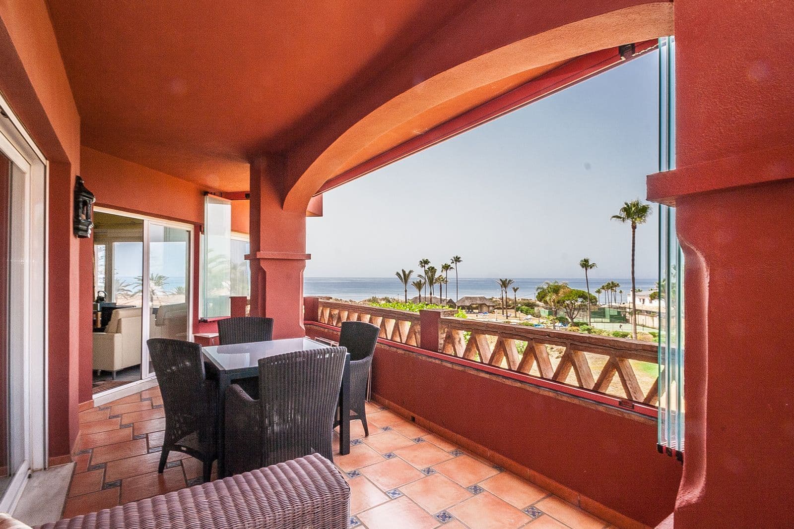 Middle Floor Apartment in Elviria, Marbella East