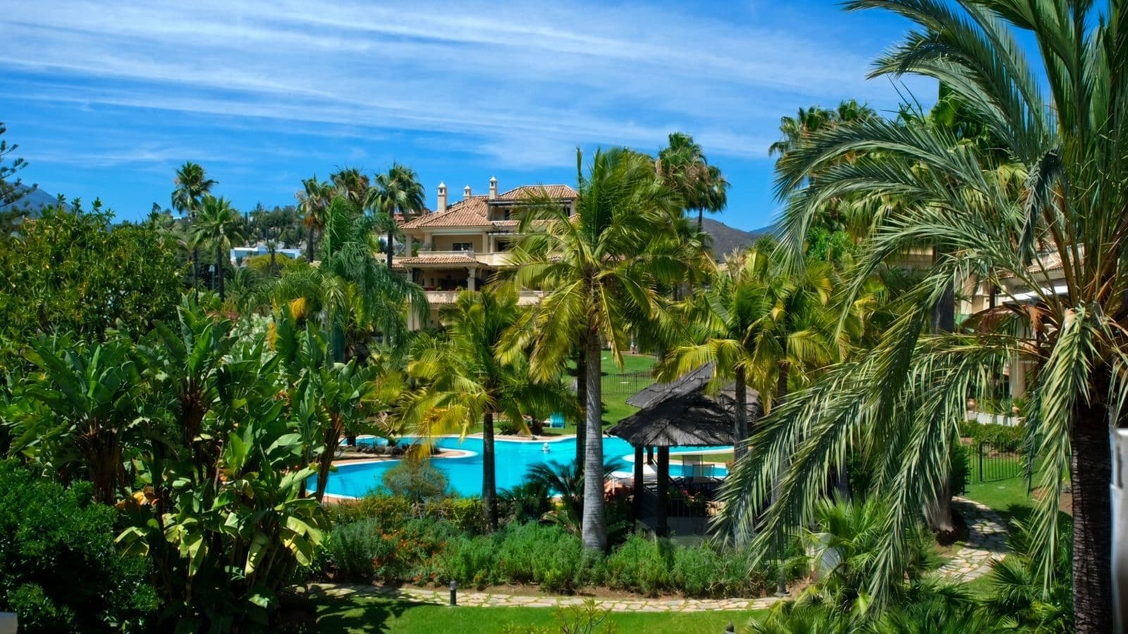 Penthouse in Nueva Andalucía, Nueva Andalucía