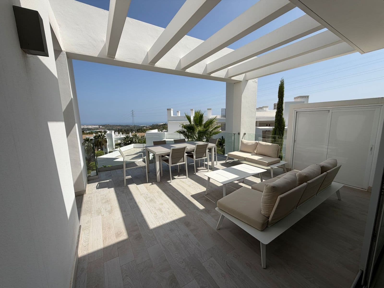 Middle Floor Apartment in Casares, Casares