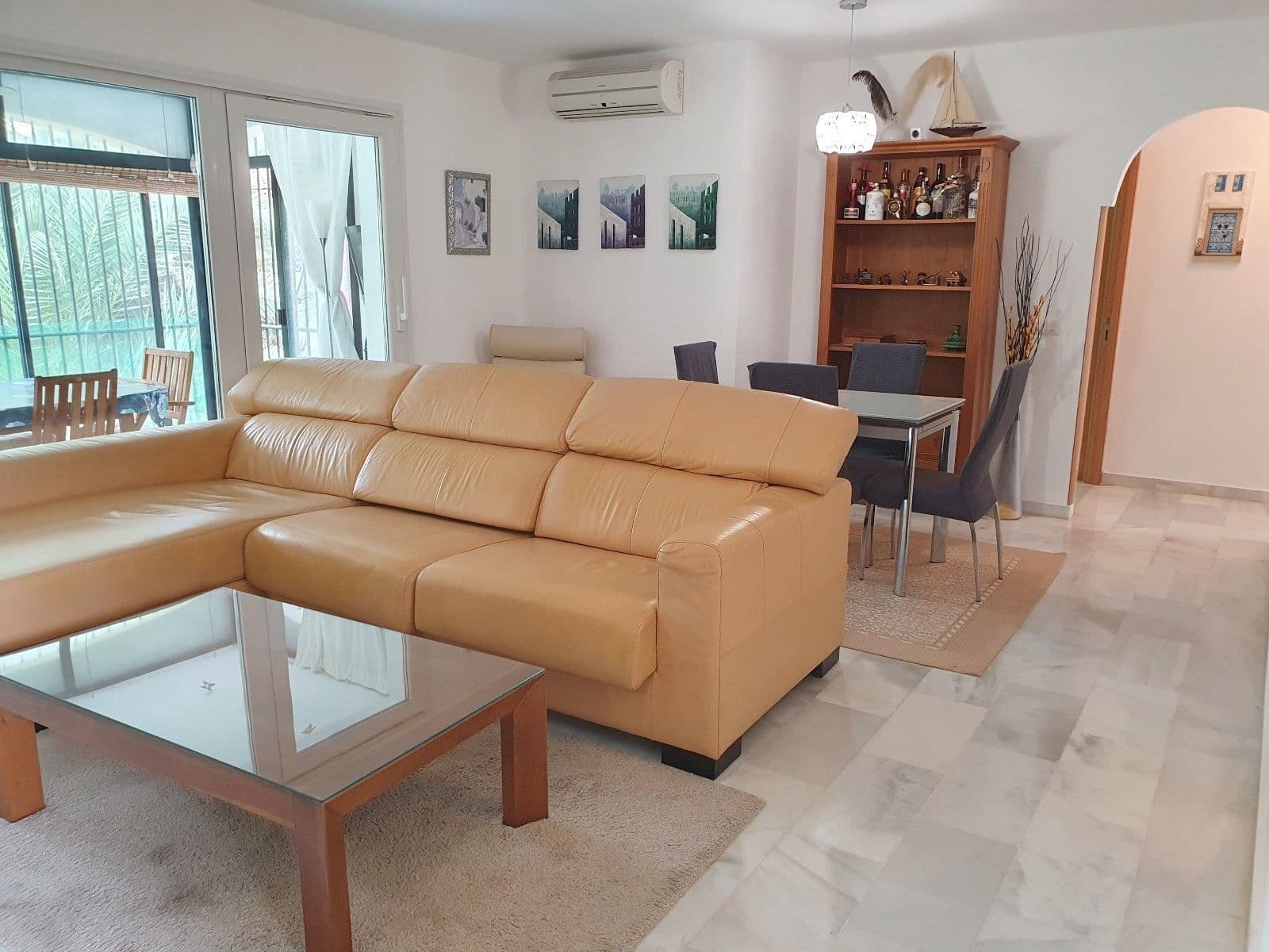 Top Floor Apartment in El Paraiso, Estepona
