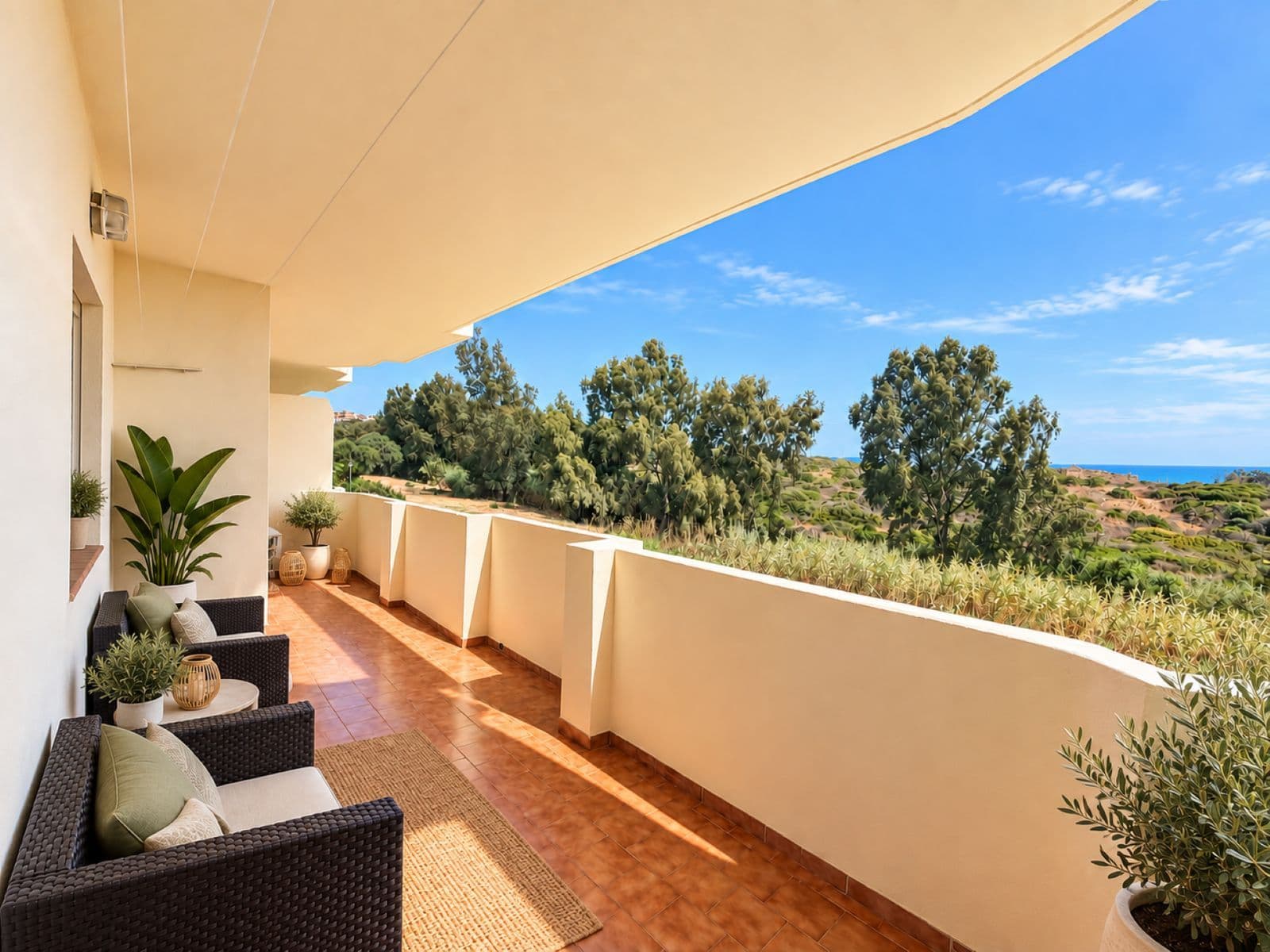 Middle Floor Apartment in La Duquesa, Manilva