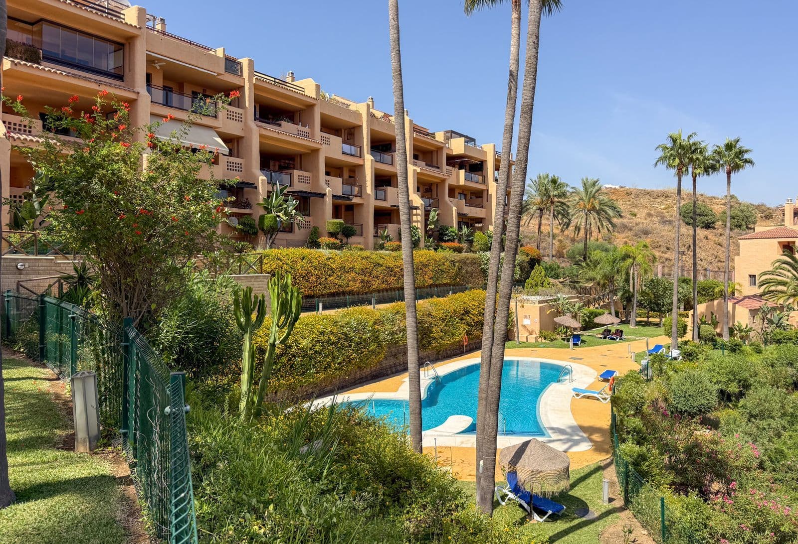 Middle Floor Apartment in La Cala de Mijas, Mijas