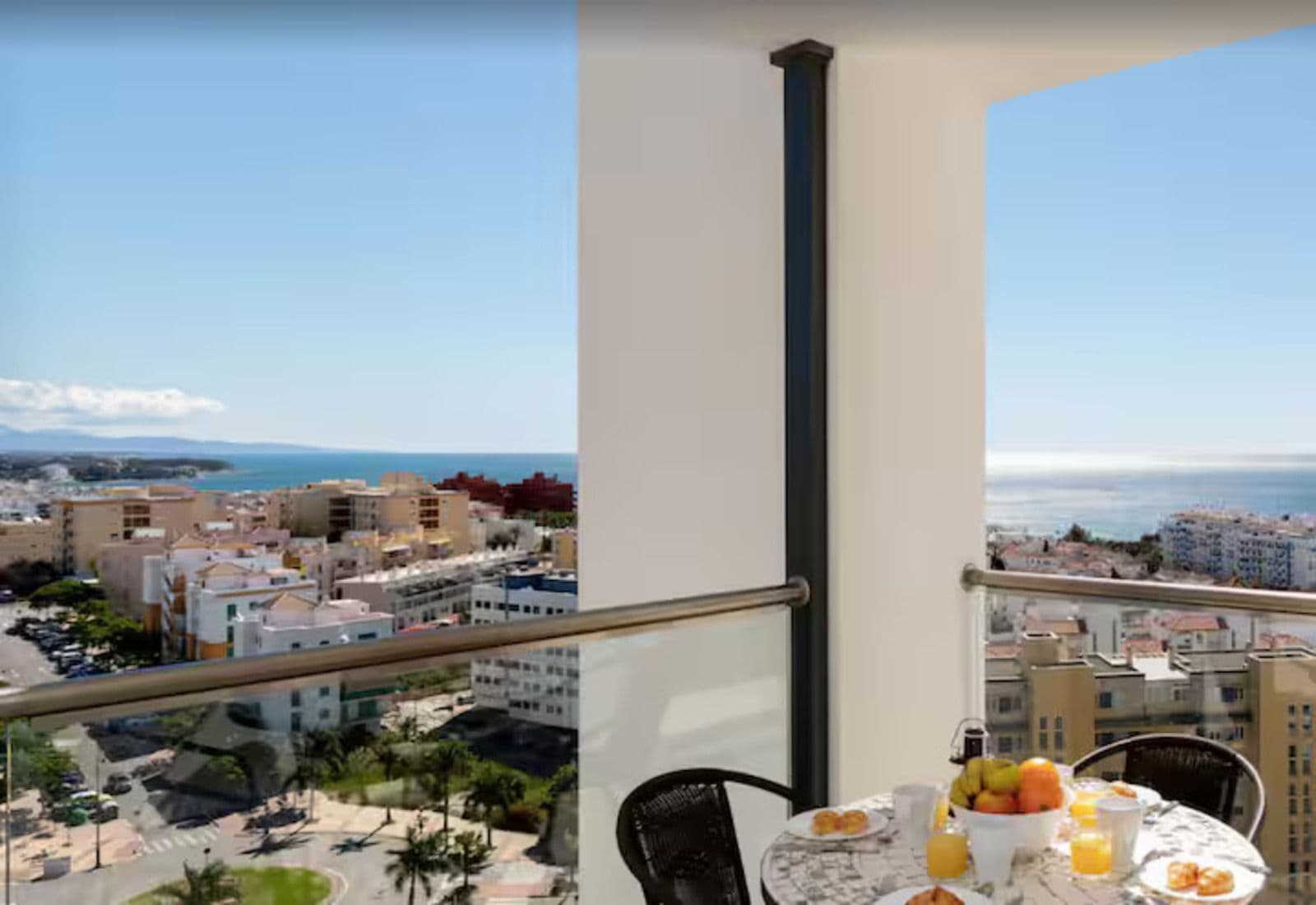 Middle Floor Apartment in Estepona, Estepona