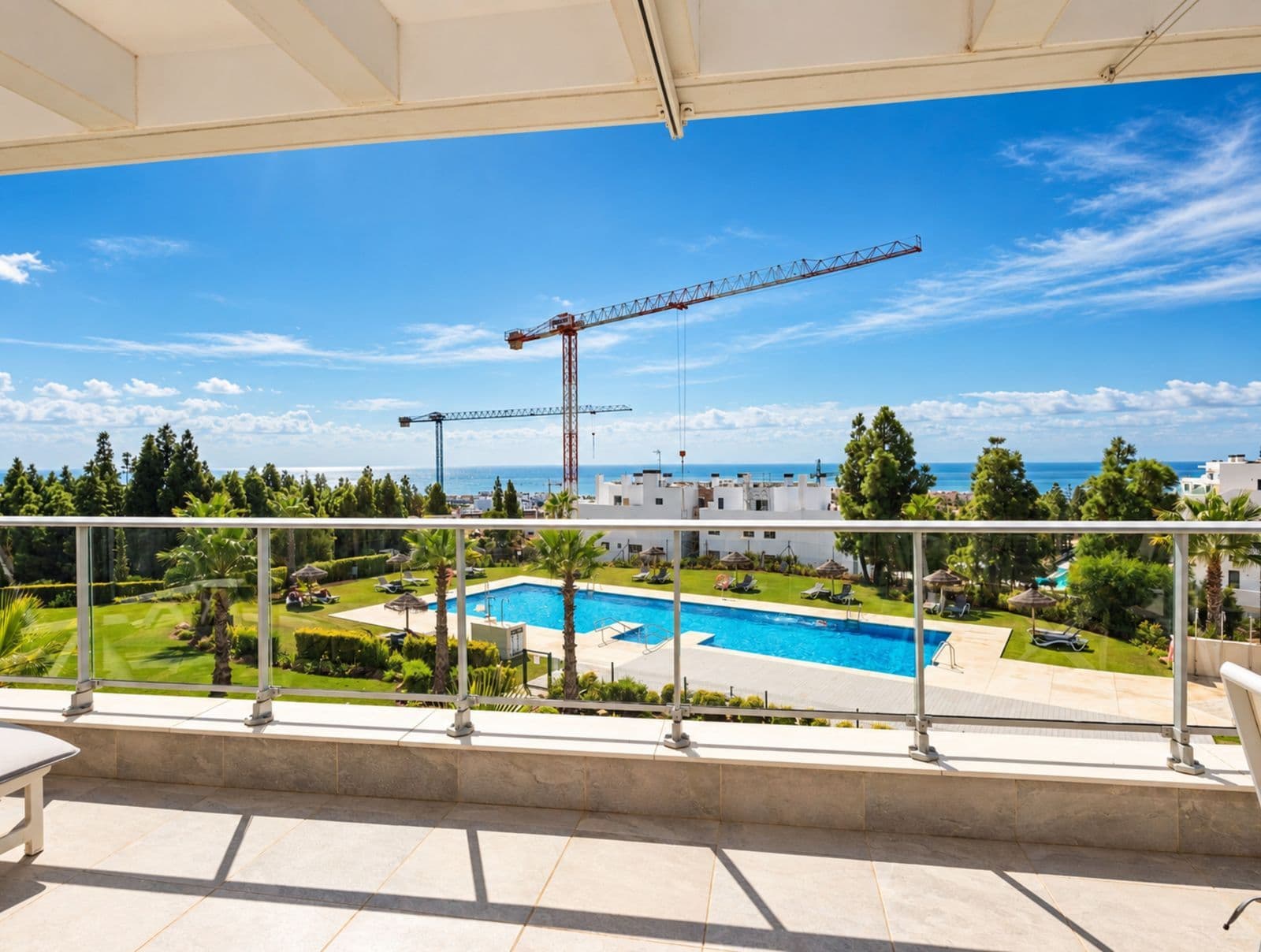 Middle Floor Apartment in Las Lagunas, Fuengirola