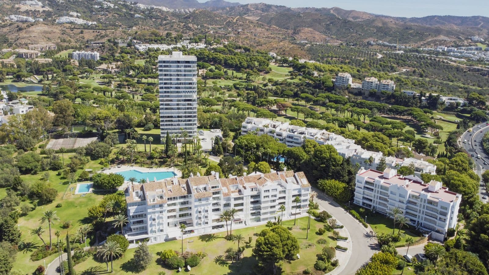 Middle Floor Apartment in Torre Real, Marbella East