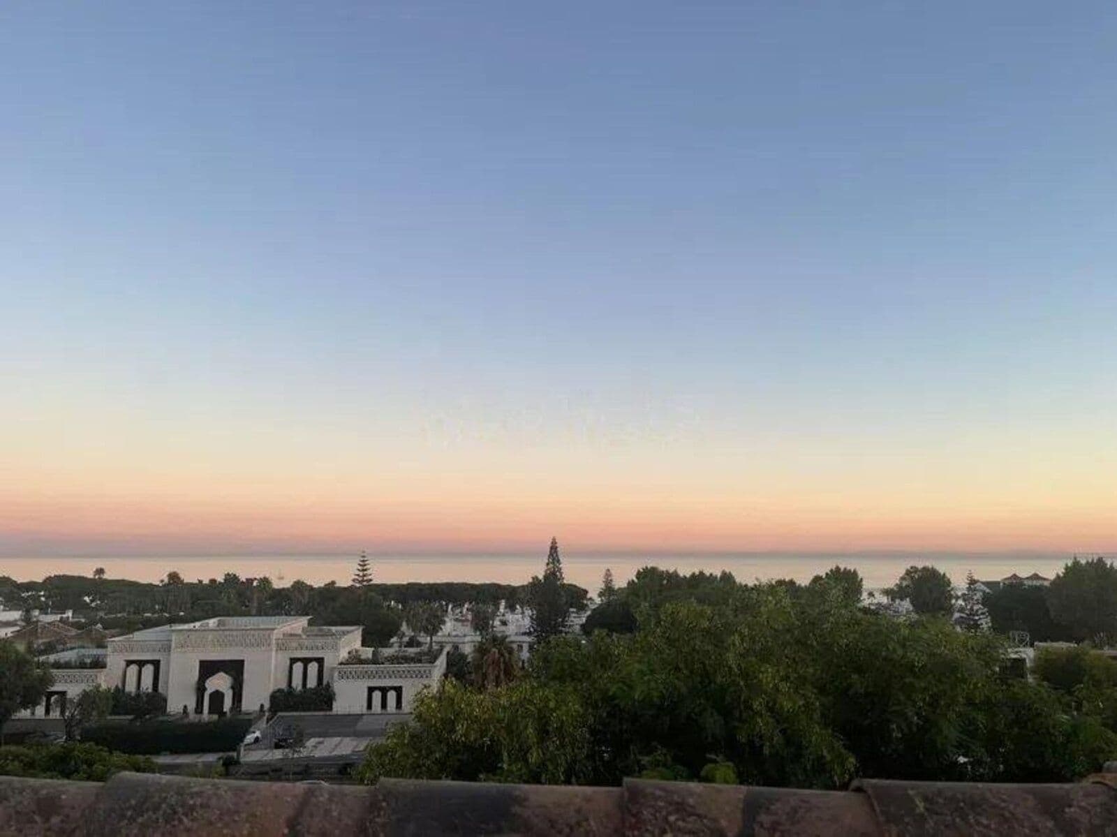 Duplex in The Golden Mile, Marbella