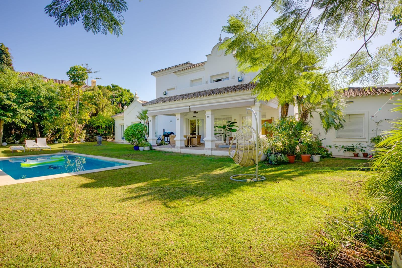 Detached Villa in El Paraiso, Estepona